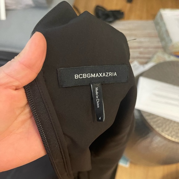 Floral embroidered blck tulle BCBG Cocktail dress size 4 - Picture 3 of 8